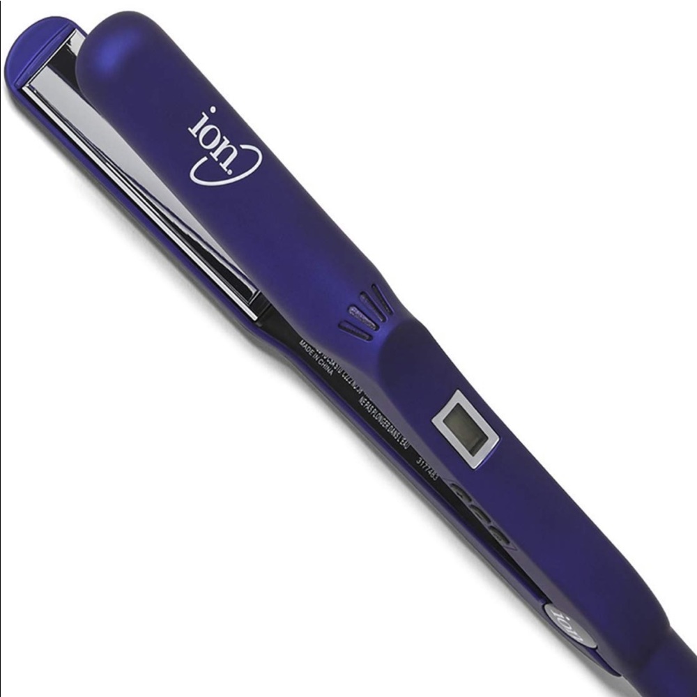 Ion Titanium Gator Digital Flat Iron 1 1/4 inch